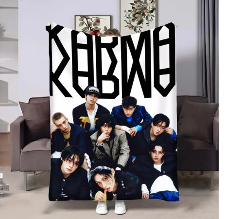 Плюшевий 3D-плед Stray Kids Karma 32323, 135х160 см