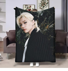 Плюшевий 3D-плед Stray Kids Фелікс 32320, 135х160 см